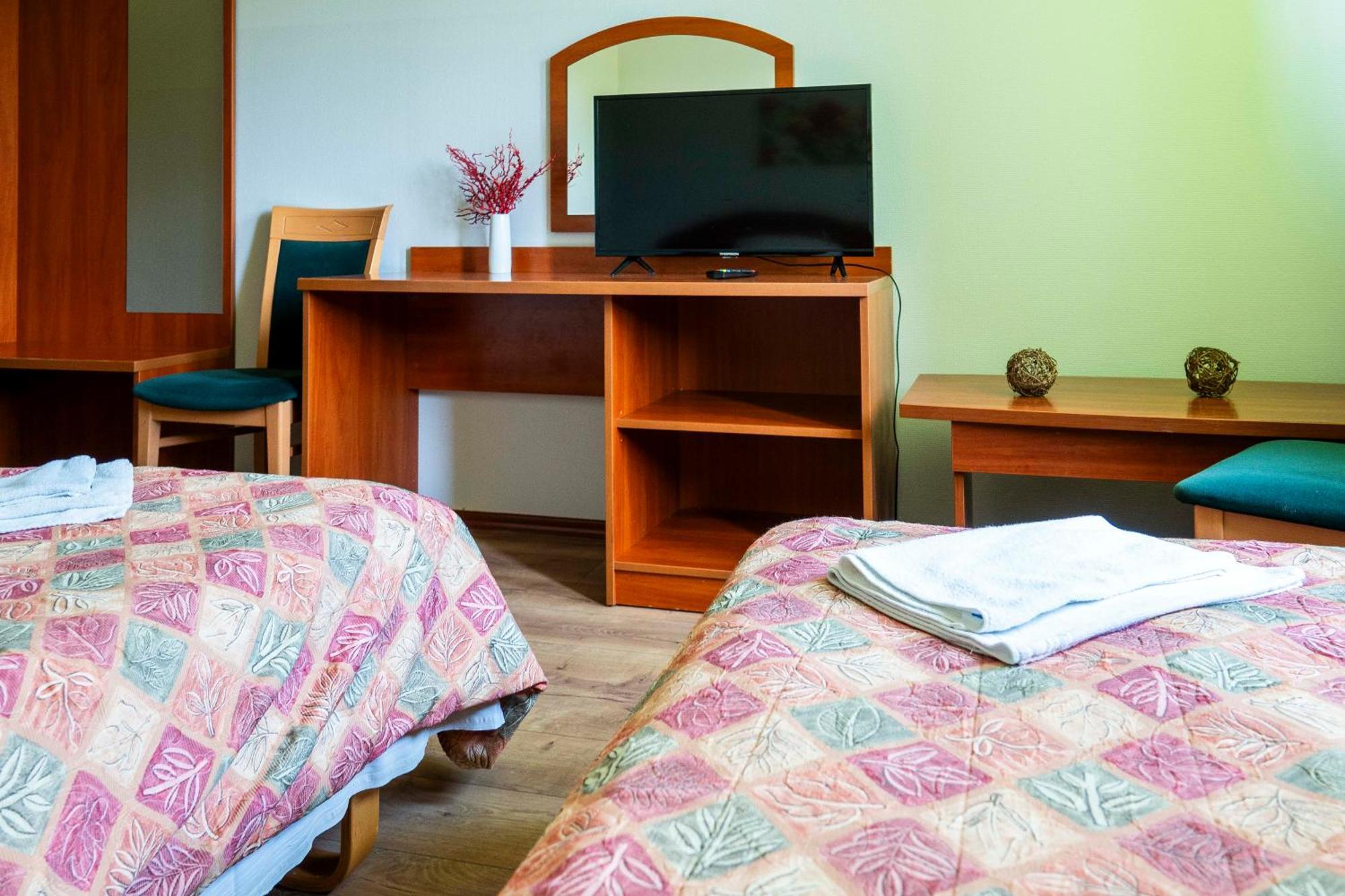 Sami Swoi Kluki 1A Hotel Buitenkant foto
